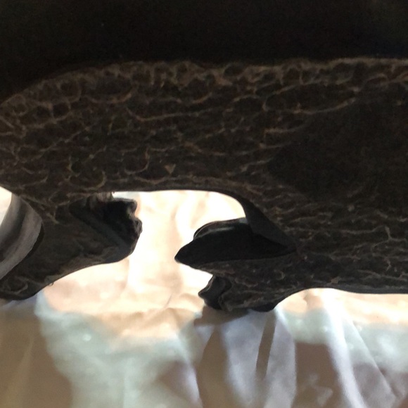 Black unicorn whimsigoth dark goth decor vintage statuary 1981 marked Statue - Picture 11 of 11